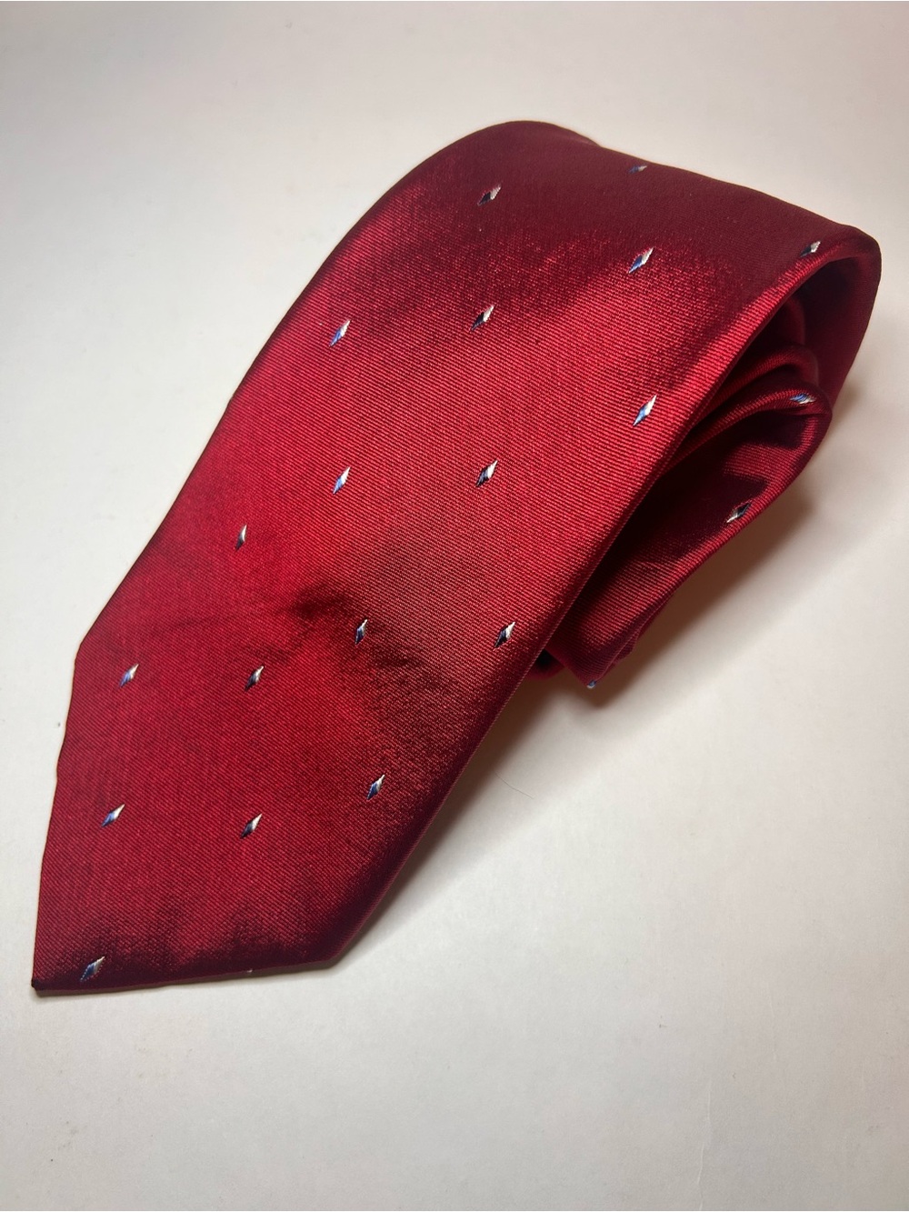 Vintage Oscar De‎ La Renta Men’s Tie Red Classic Collegiate 100% Silk Preppy